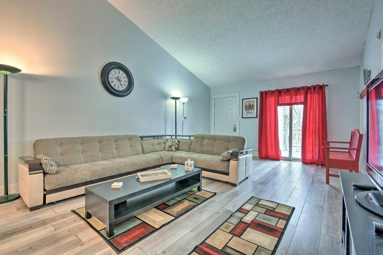 Mount Pocono Condo With Balcony, Near Mt Airy Casino Buitenkant foto