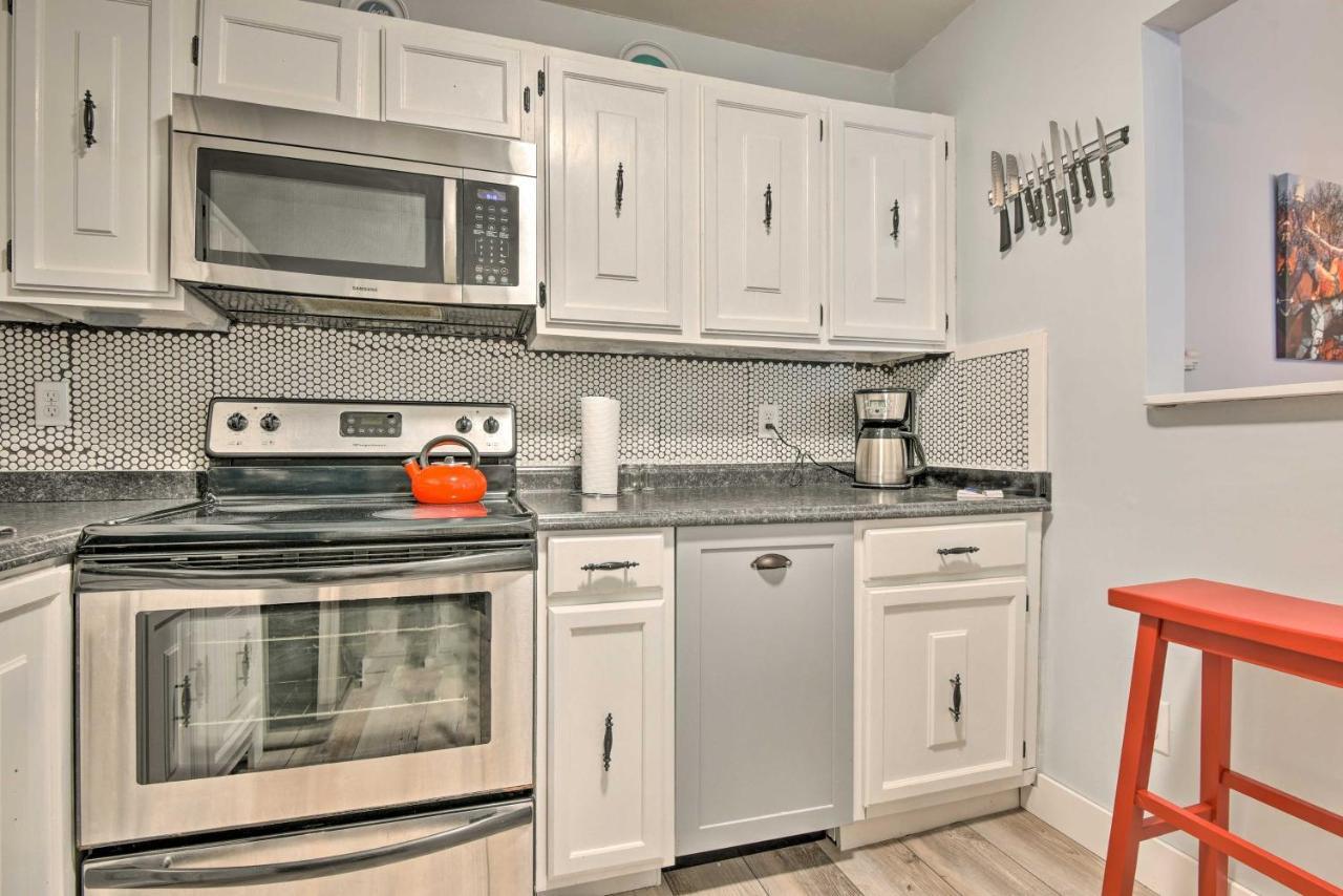 Mount Pocono Condo With Balcony, Near Mt Airy Casino Buitenkant foto